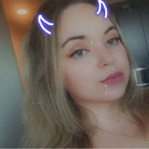 Meet your Posher, Yana